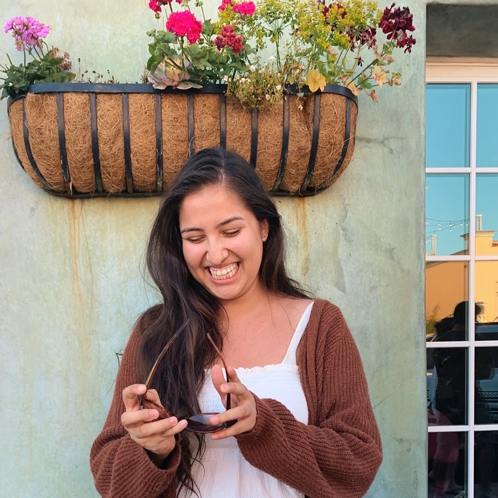 Meet your Posher, Julia